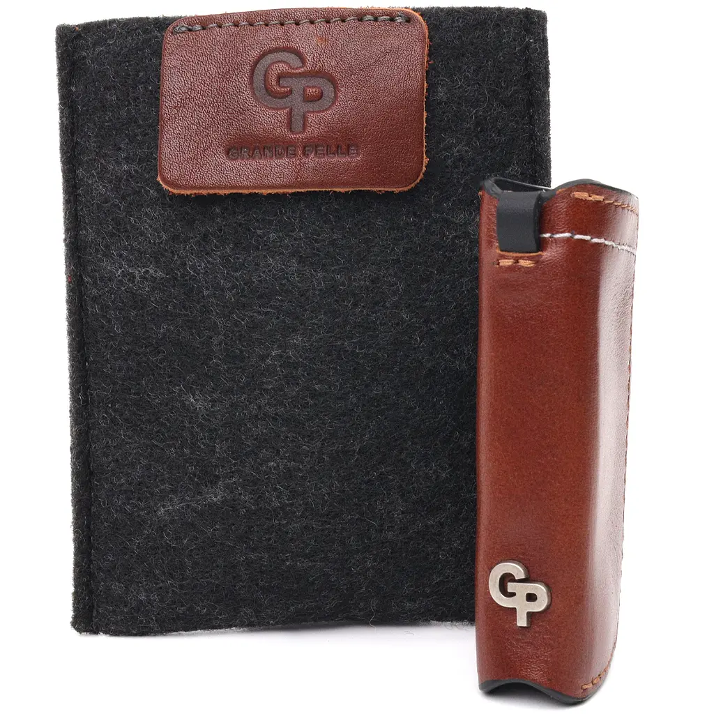 Чоловіча шкіряна ключниця GRANDE PELLE 3.5х9 см acs0025846 - фото 5