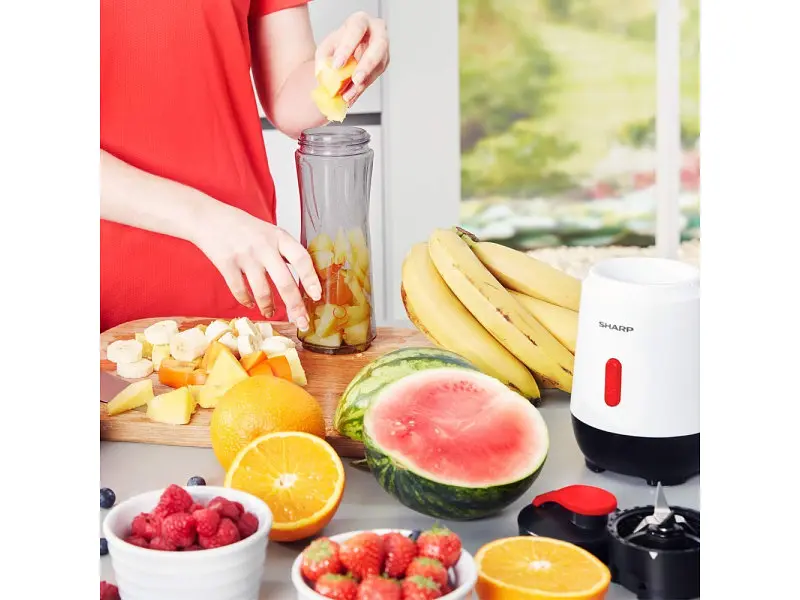 Фітнес-блендер Sharp SAFP1001WREU - фото 7