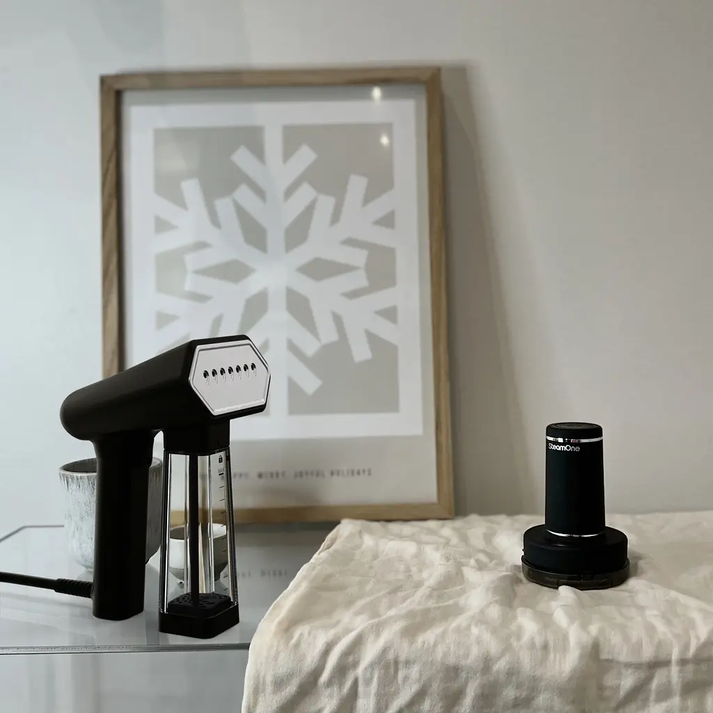 Набор: отпариватель и машинка для удаления колтуна SteamOne RP10 (EUNS150B+RP10) - фото 5