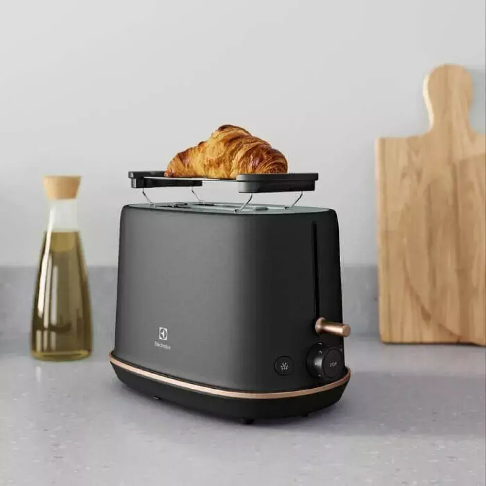 Тостер ELECTROLUX E7T1-6BP - фото 3