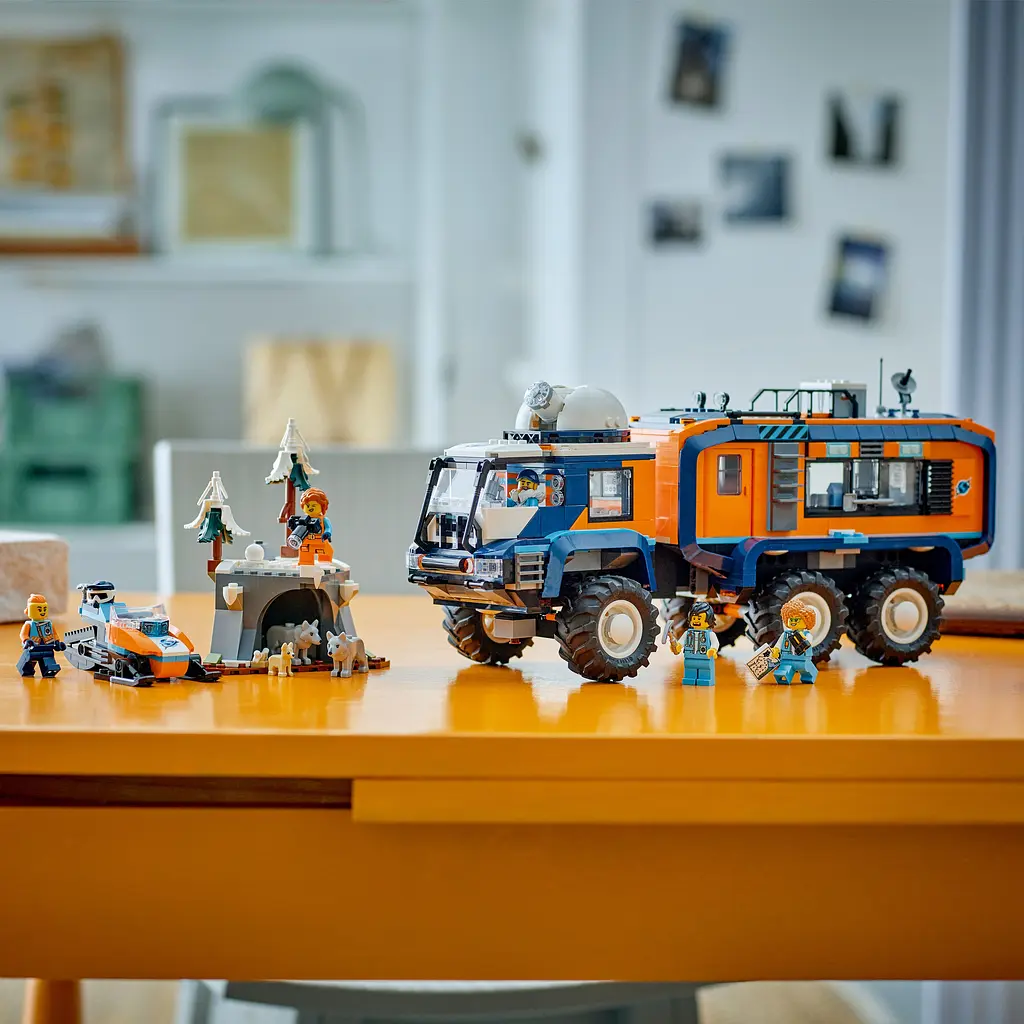 Конструктор LEGO City Арктична дослідницька вантажівка з науковою лабораторією 1064 деталі (60471) - фото 11
