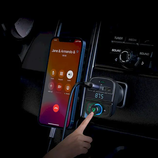 FM-модулятор UGREEN CD229 bluetooth Car Charger (5.0+PD+QC3.0+USB Flash Drive+TF) (чорний) (80910) - фото 3