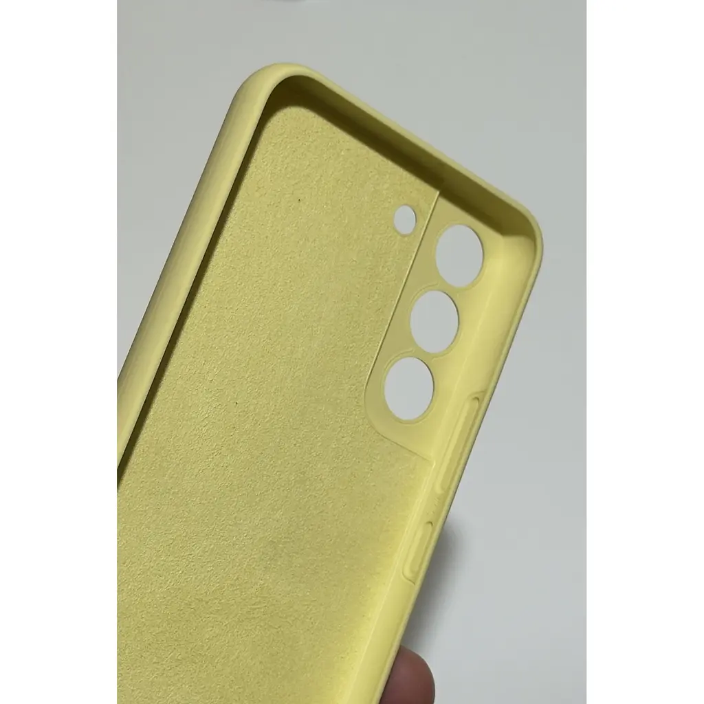Оригинальный силиконовый чехол Silicone Cover для Samsung Galaxy S22 Yellow Black EF-PS901TYEGRU S901 - фото 6