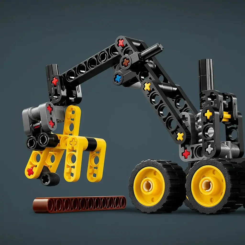 Конструктор LEGO Technic Колесный комбайн John Deere 1470H 117 деталей (42218)  - фото 7