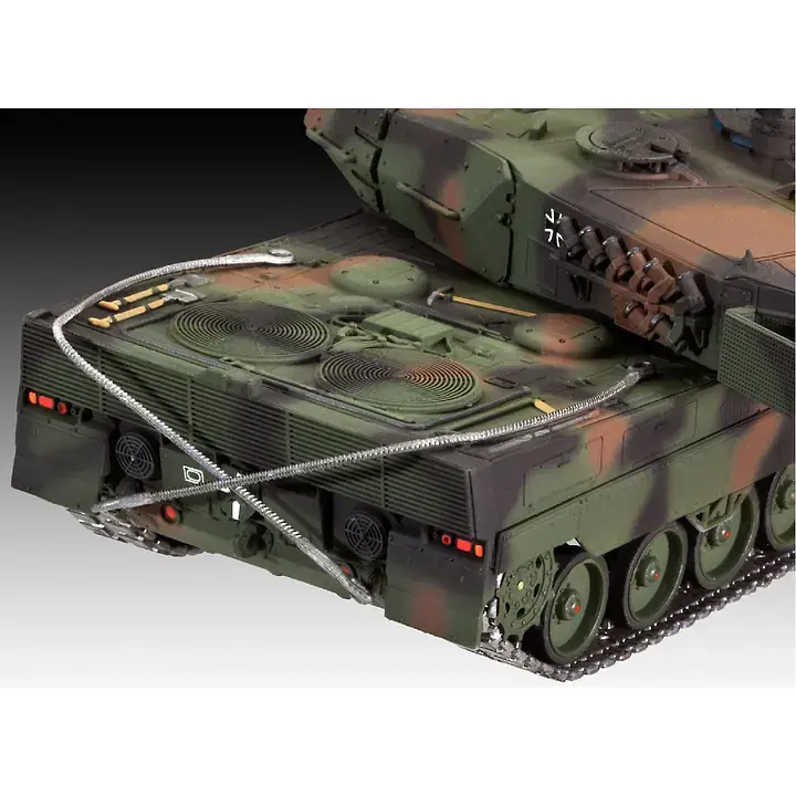 Збірна модель Revell Танк Леопард 2 A6/A6M (RVL-03180) - фото 3