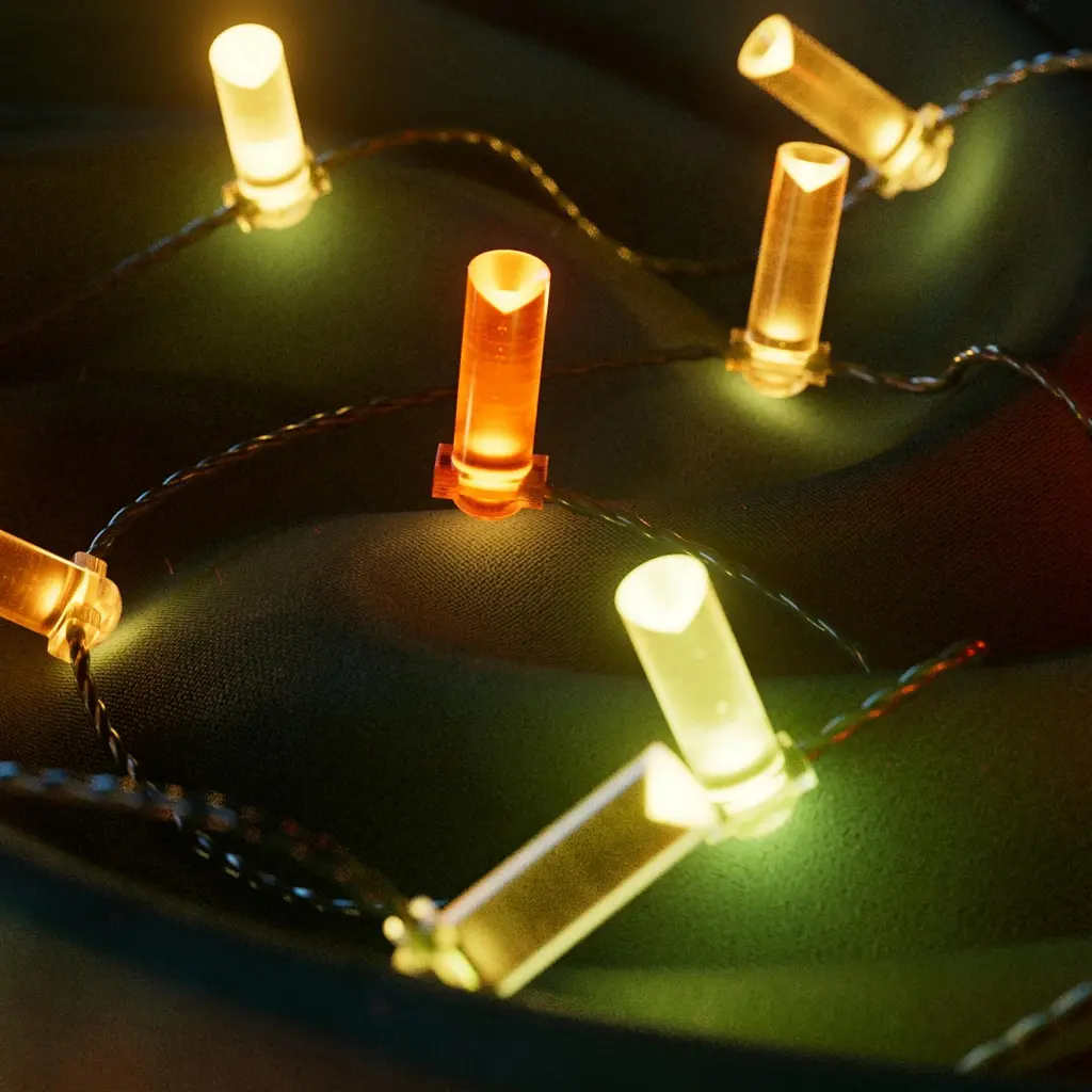 Twinkly Гірлянда Smart LED Twinkly Strings Candle RGB 200 IP20 12м USB-C кабель зелений без БЖ - фото 5