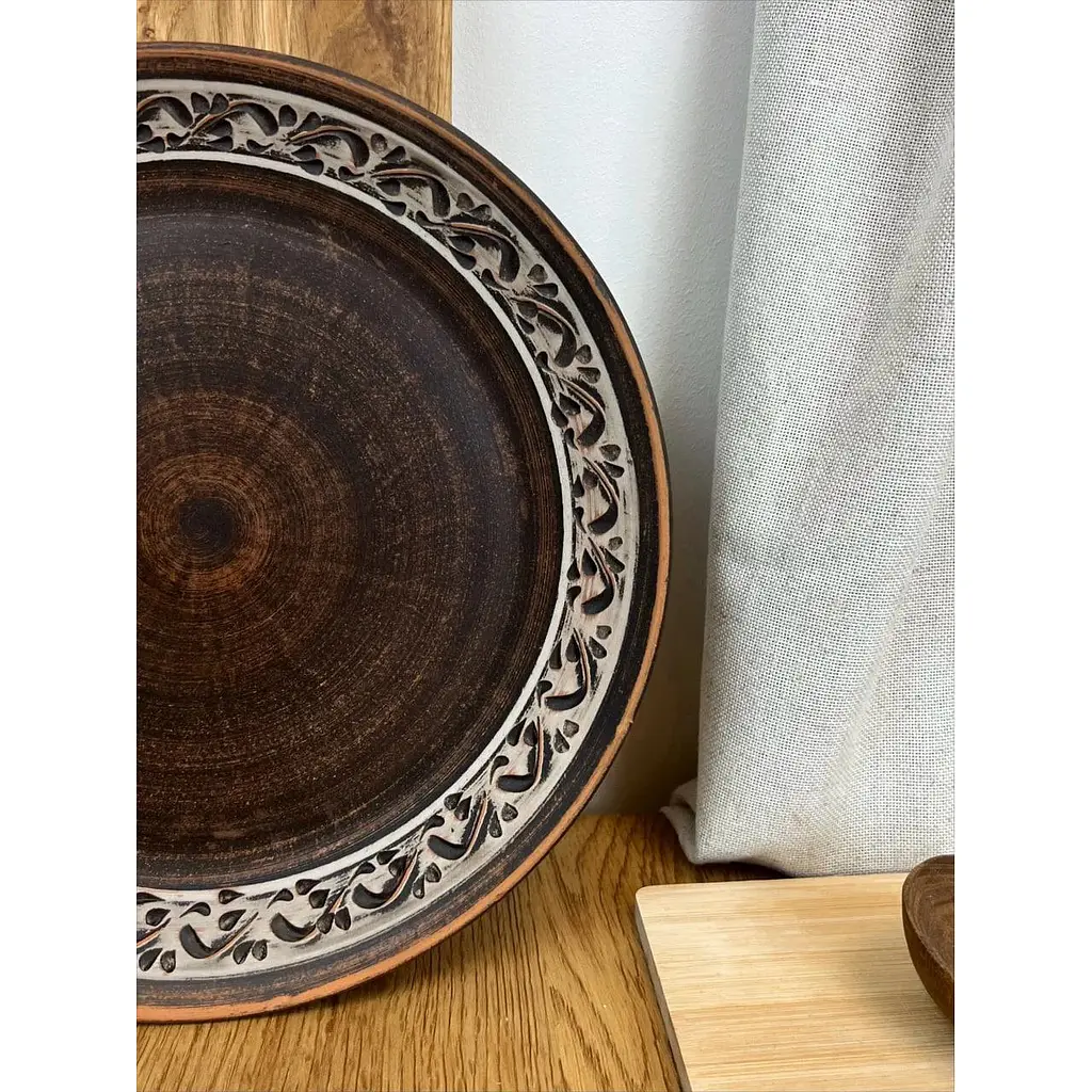 Тарілка 26 см керамічна (глиняна) різьблена Ангоб - фото 5