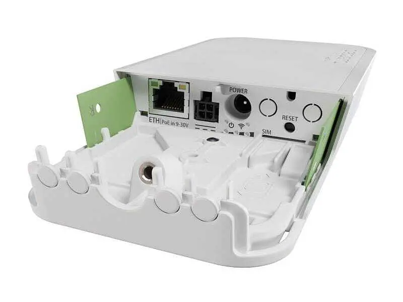 Точка доступу MikroTik wAP LTE kit 2024 (wAPR-2nD&EC200A-EU) - фото 2