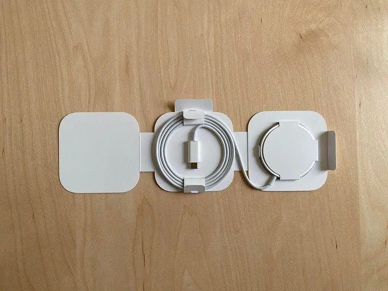 Зарядний пристрій MagSafe MHXH3 магнітний для Apple IPhone 12 11 - фото 2