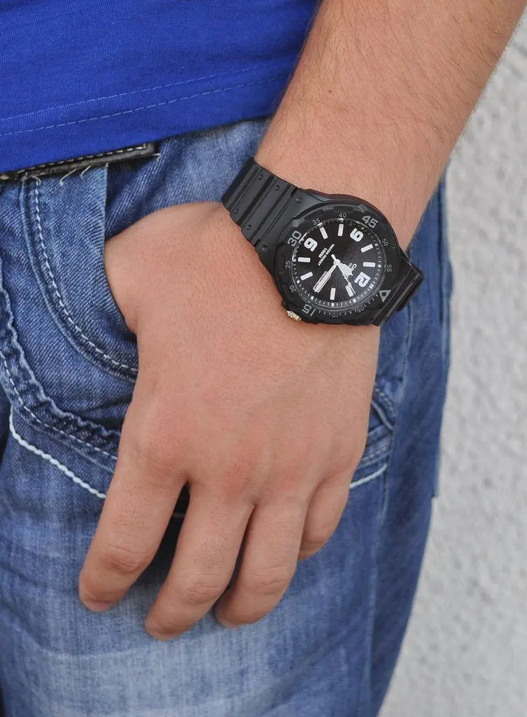 Годинник Casio MRW-200H-1B2VEF - фото 7