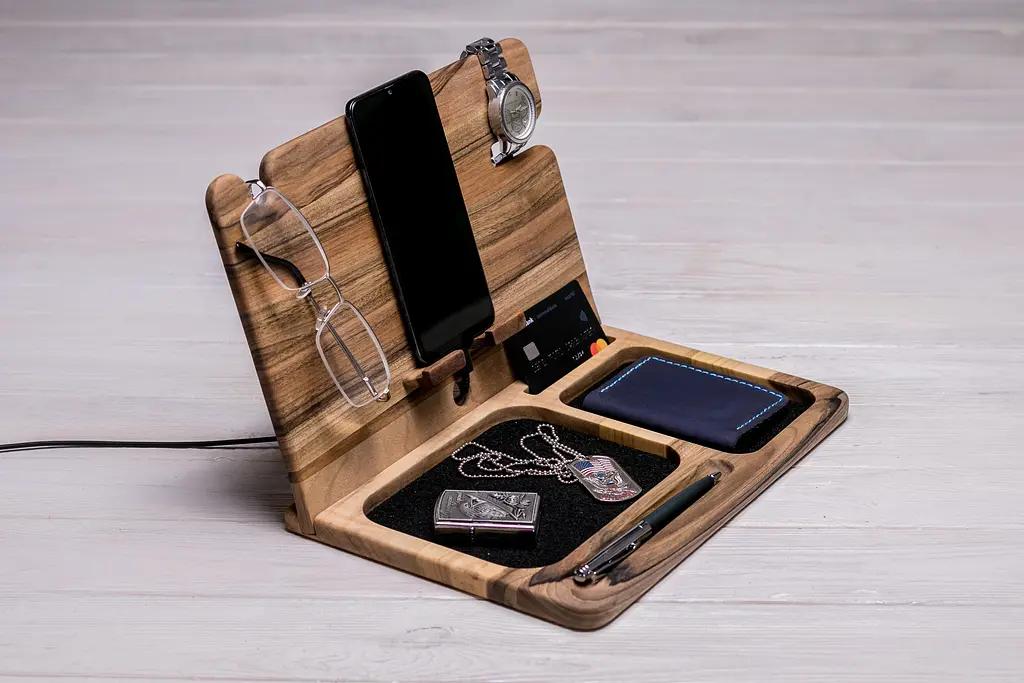Підставка з дерева для мобільного телефону ecoWalnut 300x223x201 мм - фото 2