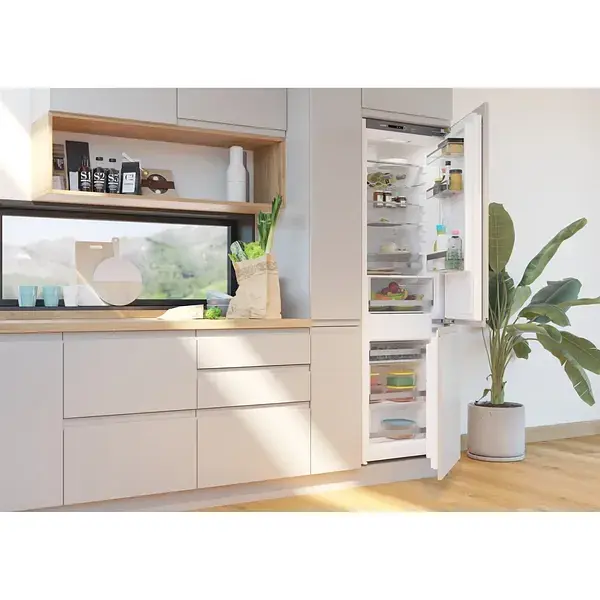 Холодильник Gorenje встроенныйный с нижн. мороз. 177х55х54 см 2 дверь 180(68) л А++ NF + Зона св те Внутр. Диспл Белый - фото 3