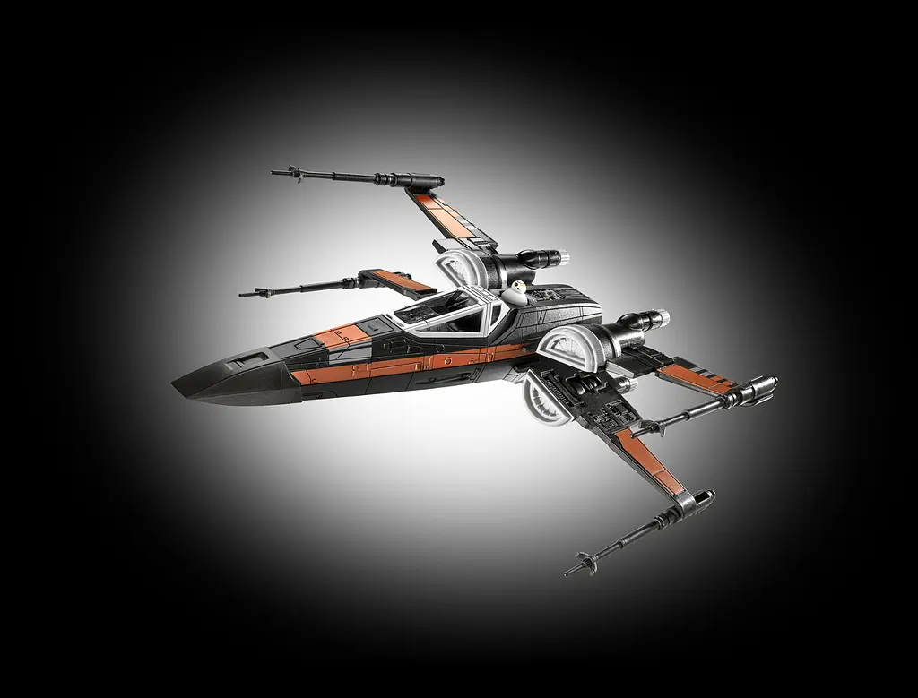 Інтерактивний конструктор Винищувач X-wing Зоряні війни зі звуком Revell 06564 - фото 4