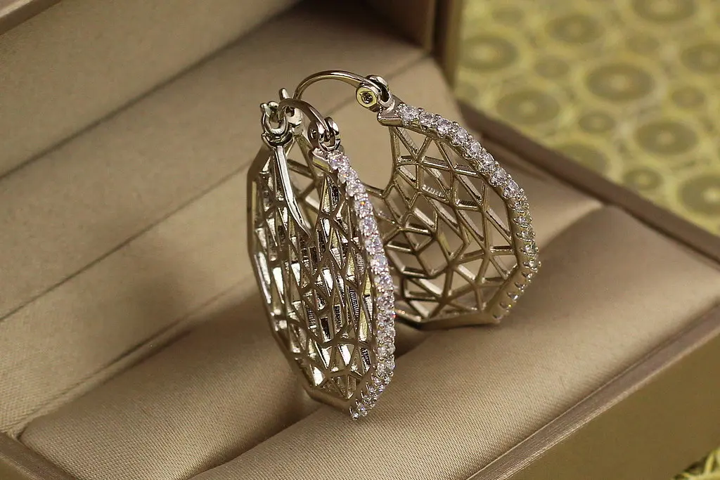 Сережки кільця Хuping Jewelry сіточка 3 см сріблясті - фото 2