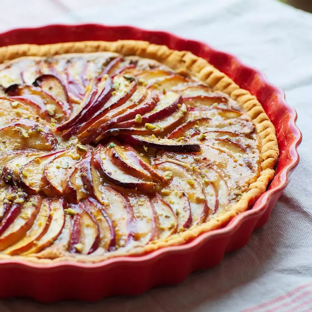 Форма для пирога Emile Henry 29.5 см красная (346031) купить в Киеве, Украине | MAUDAU: цена, отзывы, характеристики