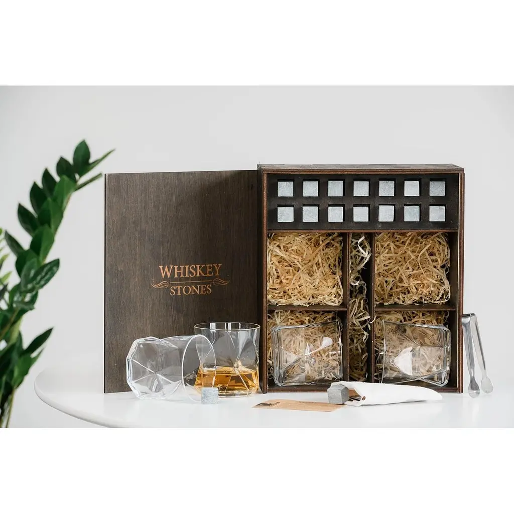 Подарунковий набір Whiskey Stones камені для віскі у дерев'яному пеналі №4 - 4 склянки Bormioli Rocco Cassiopea + щипці + мішечок - фото 3