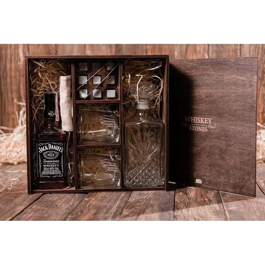 Подарунковий набір Whiskey Stones камені для віскі 9 штук + інструкція + мішечок для зберігання + щипці + декантер і 2 склянки - фото 3