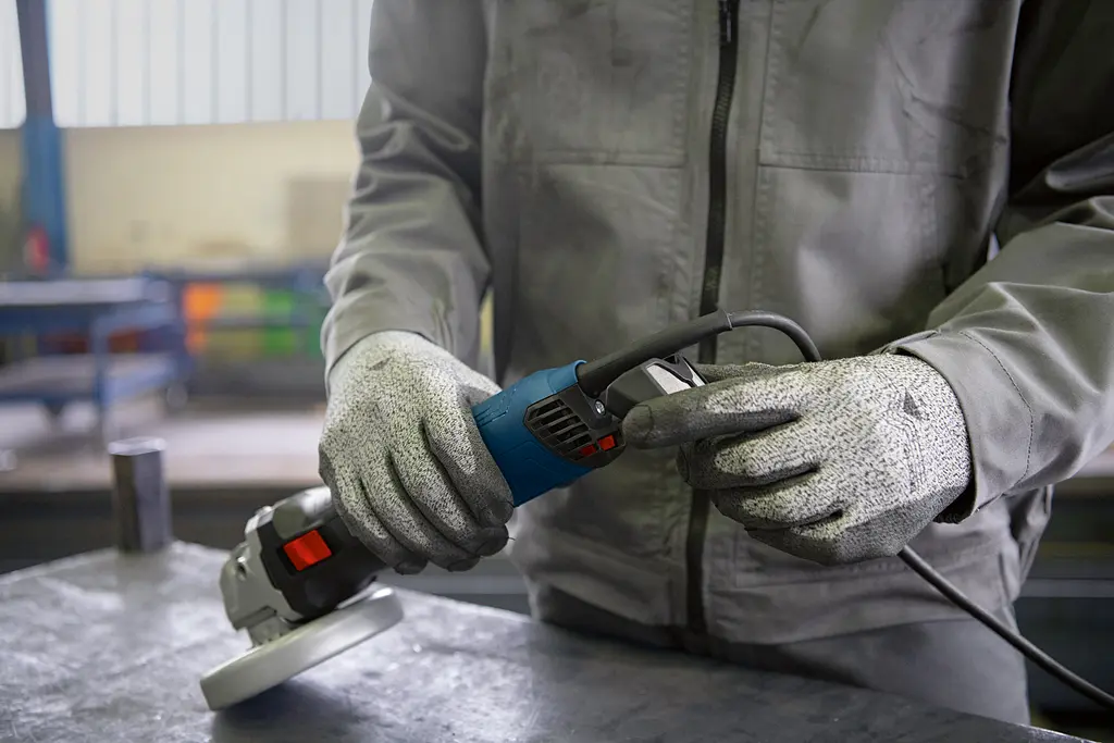 Шлифмашина угловая Professional GWS 17-125 S 125мм 1700Вт Bosch teh0025451 - фото 3