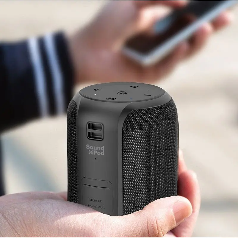 Портативна акустика 2E SoundXPod TWS MP3 Wireless Waterproof Black (2E-BSSXPWBK) - фото 8