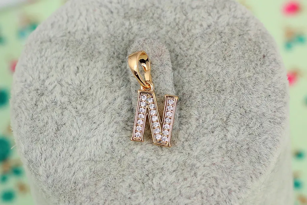 Кулон Xuping Jewelry літера N 1,2 см золотистий