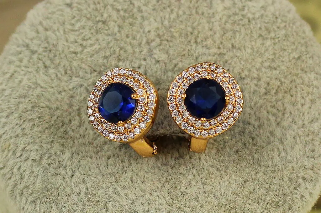 Сережки Xuping Jewelry велика мрія із синім каменем 1,3 см золотисті