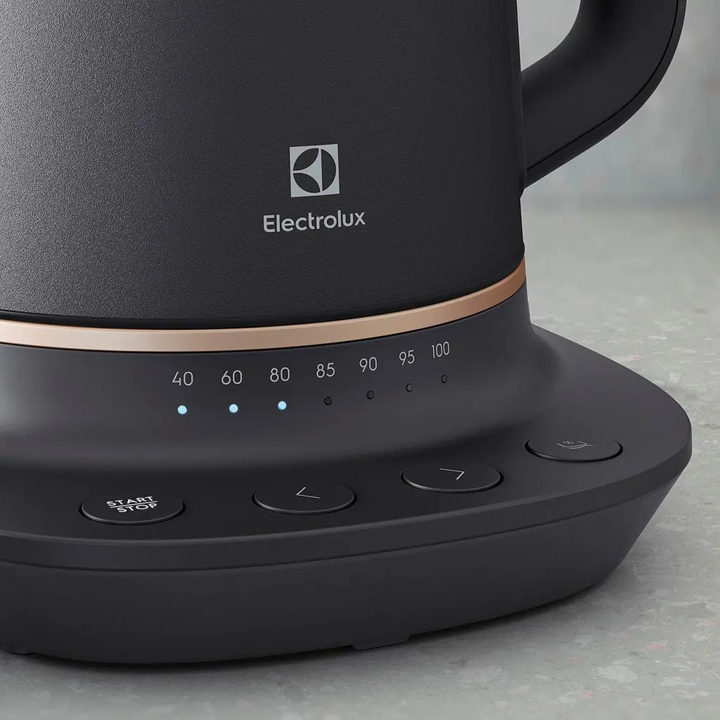 Електрочайник Electrolux E7K1-6BP 1.7 л чорний - фото 7