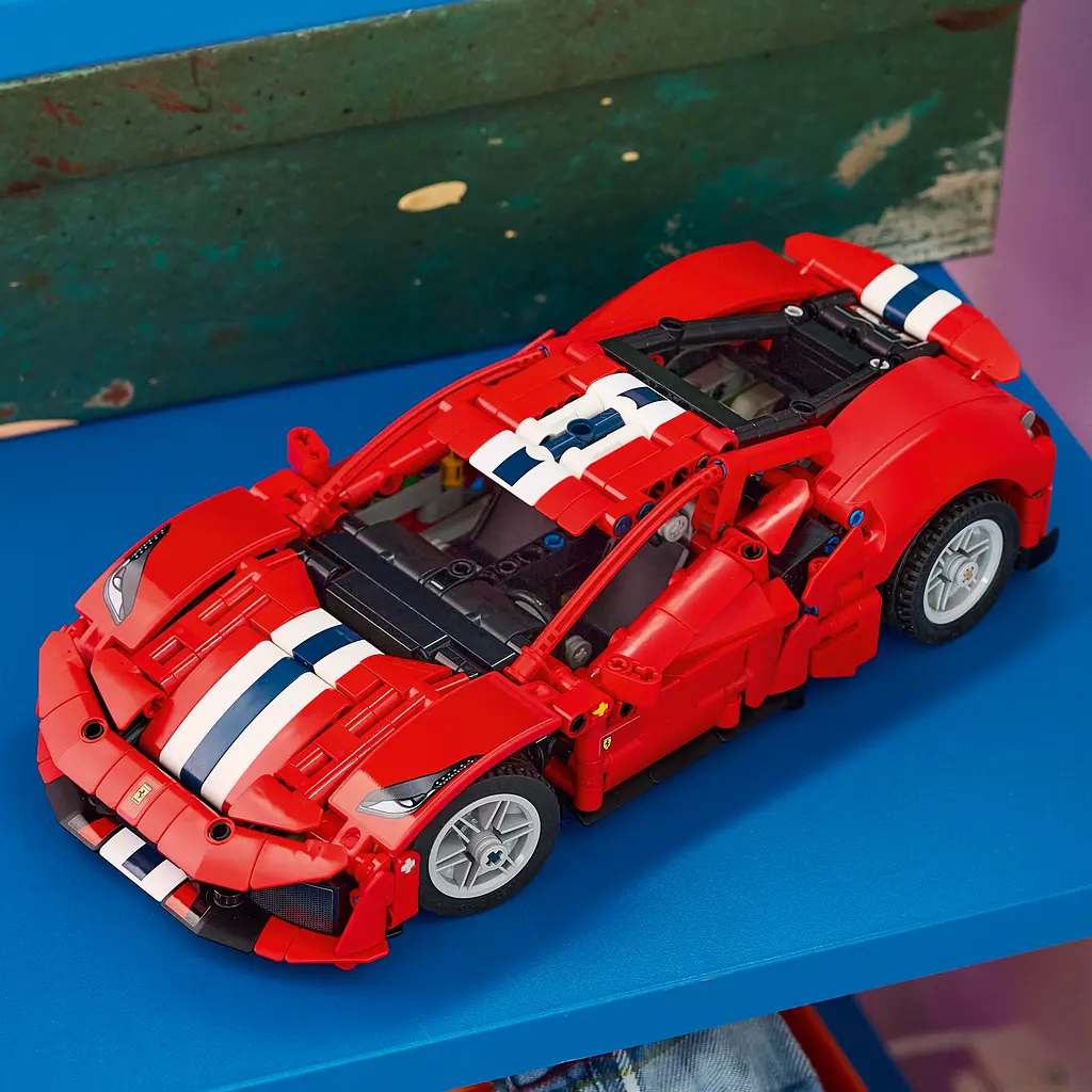 Конструктор LEGO Technic Автомобіль Ferrari 488 Pista 882 ел.(42235) - фото 13