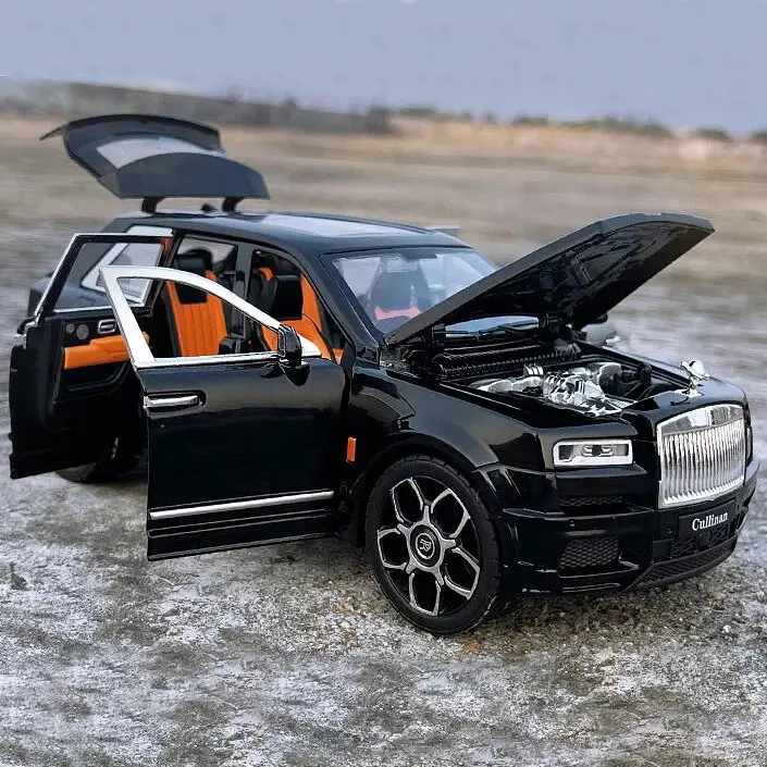 Колекційна металева модель автомобіля АвтоЕксперт Rolls-Royce Cullinan з інерцією, світлом та звуком 1:24 - фото 8