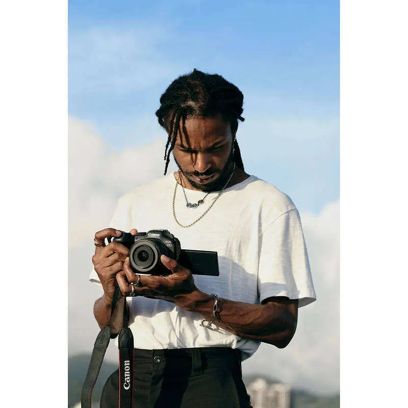 Беззеркальный фотоаппарат Canon EOS R7 + RF-S 18-150 mm IS STM (5137C010) - фото 14