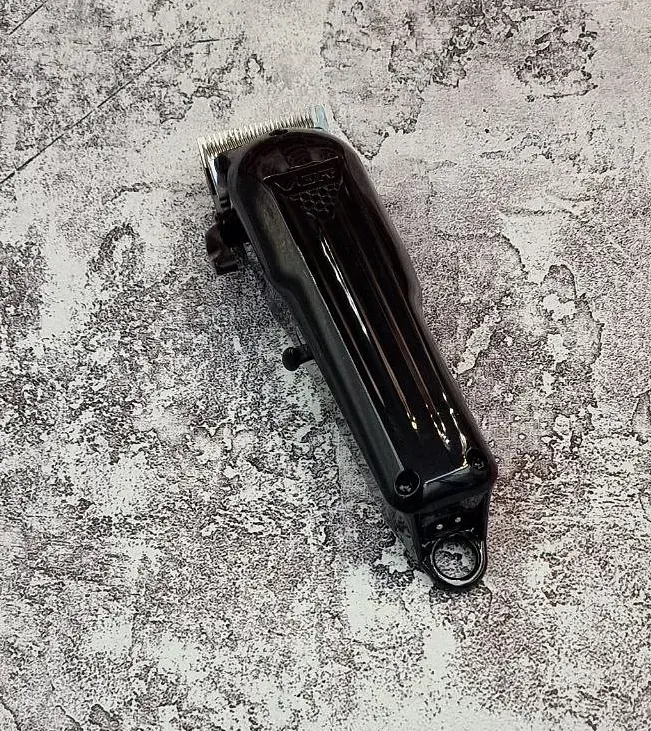 Професійна акумуляторна машинка для стрижки VGR V-282 - фото 2