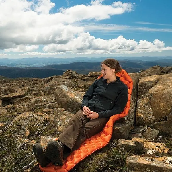 Надувной коврик Sea To Summit Air Sprung Comfort UltraLight Insulated Mat Small Оранжевый - фото 6