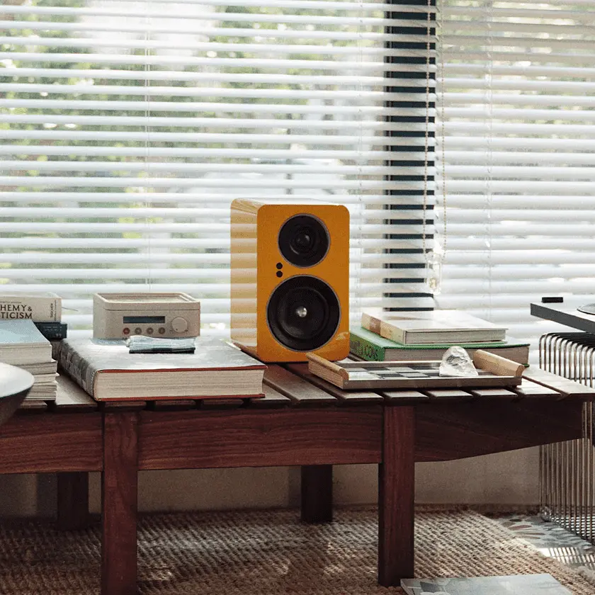 Повна активна мультимедійна акустика Jamo C705PA MKII High Gloss Yellow - фото 2