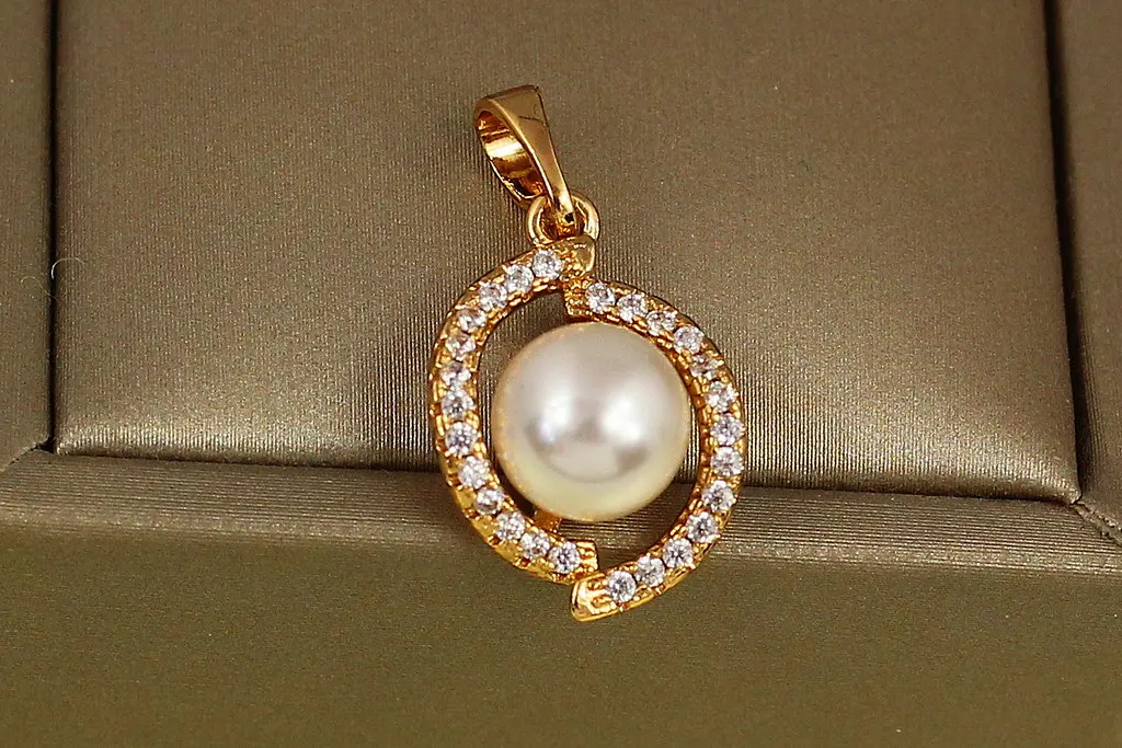 Кулон Xuping Jewelry Воз"єднання із перлиною 1,8 см золотистий