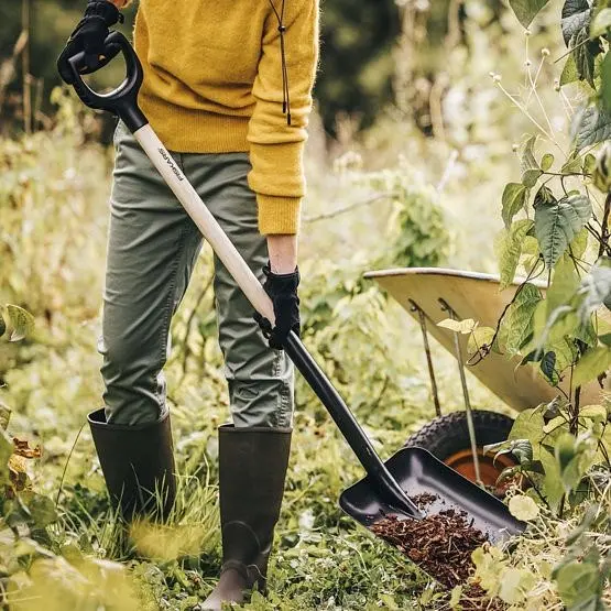 Лопата совкова з дерев'яною ручкою Fiskars Solid™ (1066723) - фото 6