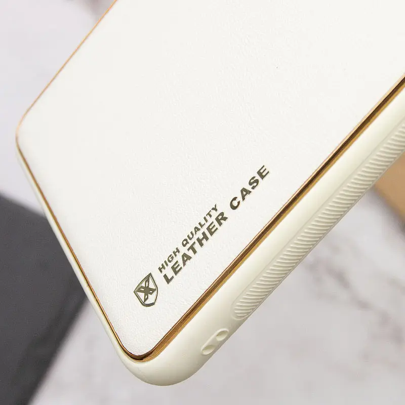 Шкіряний чохол Xshield для Samsung Galaxy A04s Білий / White - фото 3