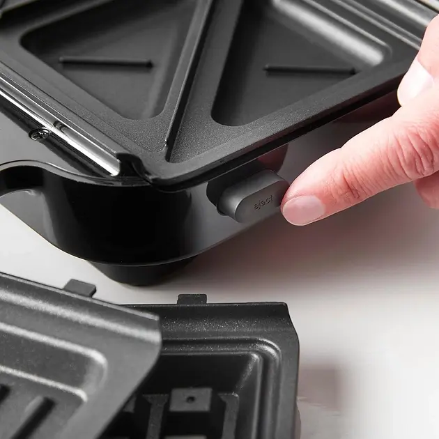 Мультимейкер Russell Hobbs 750 Вт комплект 3 пластины алюминий корпус нержав. сталь пластик черный-серебряный - фото 4