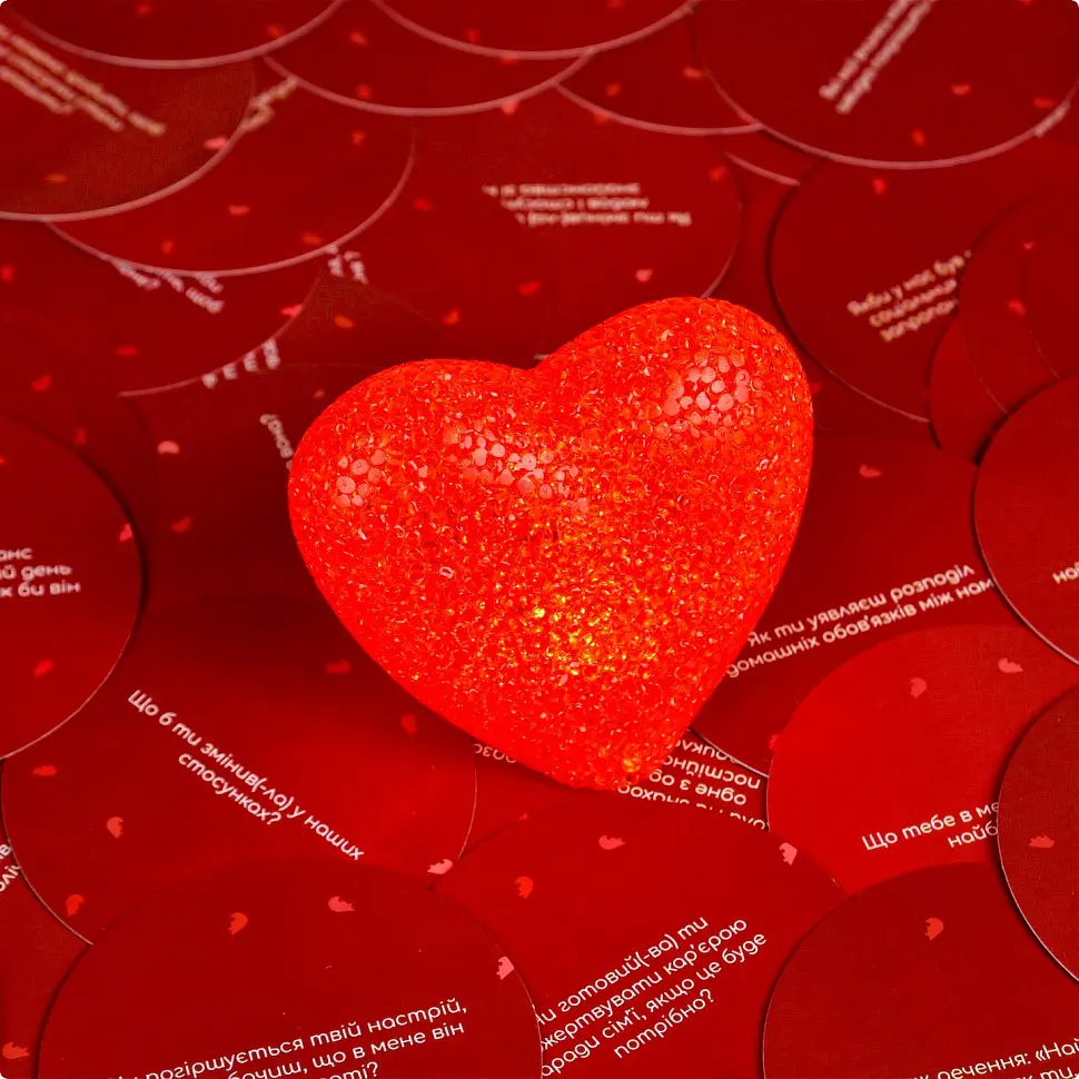 Настільна гра Strateg Ідеальна половинка 30888 гральні карти 71 шт - фото 5