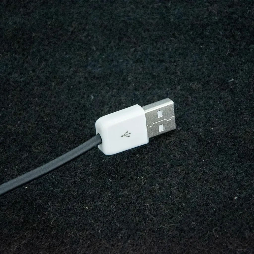 Електрична грілка 30×21 см, войлочна, чорна, живлення від USB 8W - фото 3