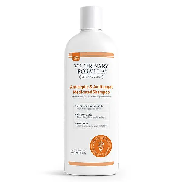 Шампунь для собак та котів Veterinary Formula Clinical Care Antiseptic&Antifungal Антисептичний та протигрибковий із хлоридом бензетонію та кетоконазолом 473 мл (01822)
