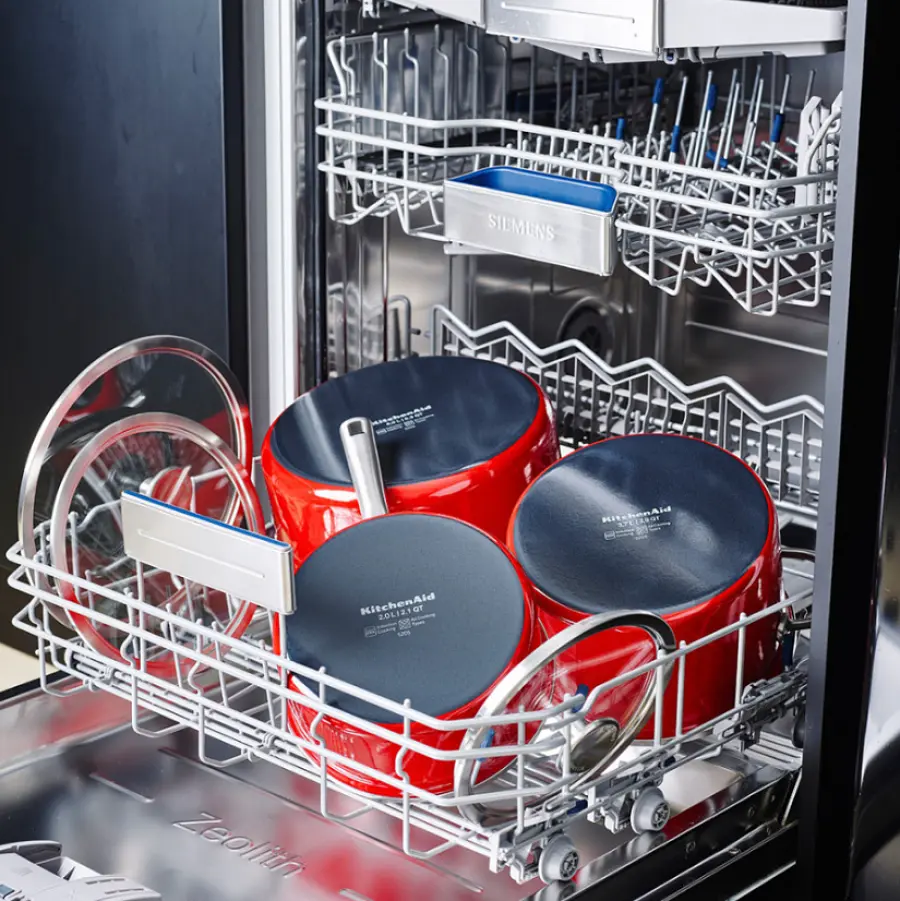 Каструля з кришкою KitchenAid Steel Core, 24 см, 6 л, червоний - фото 4