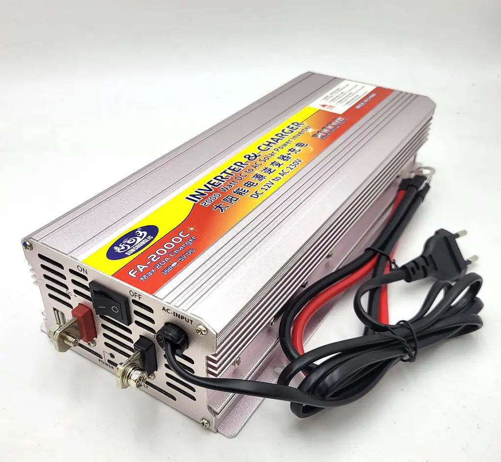 Перетворювач напруги 1000 W 12 V-220 V автомобільний інвертор з функцією заряджання акумулятора 10 A модифікована синусоїда SUNCHONGLIC 1000 Вт - фото 3