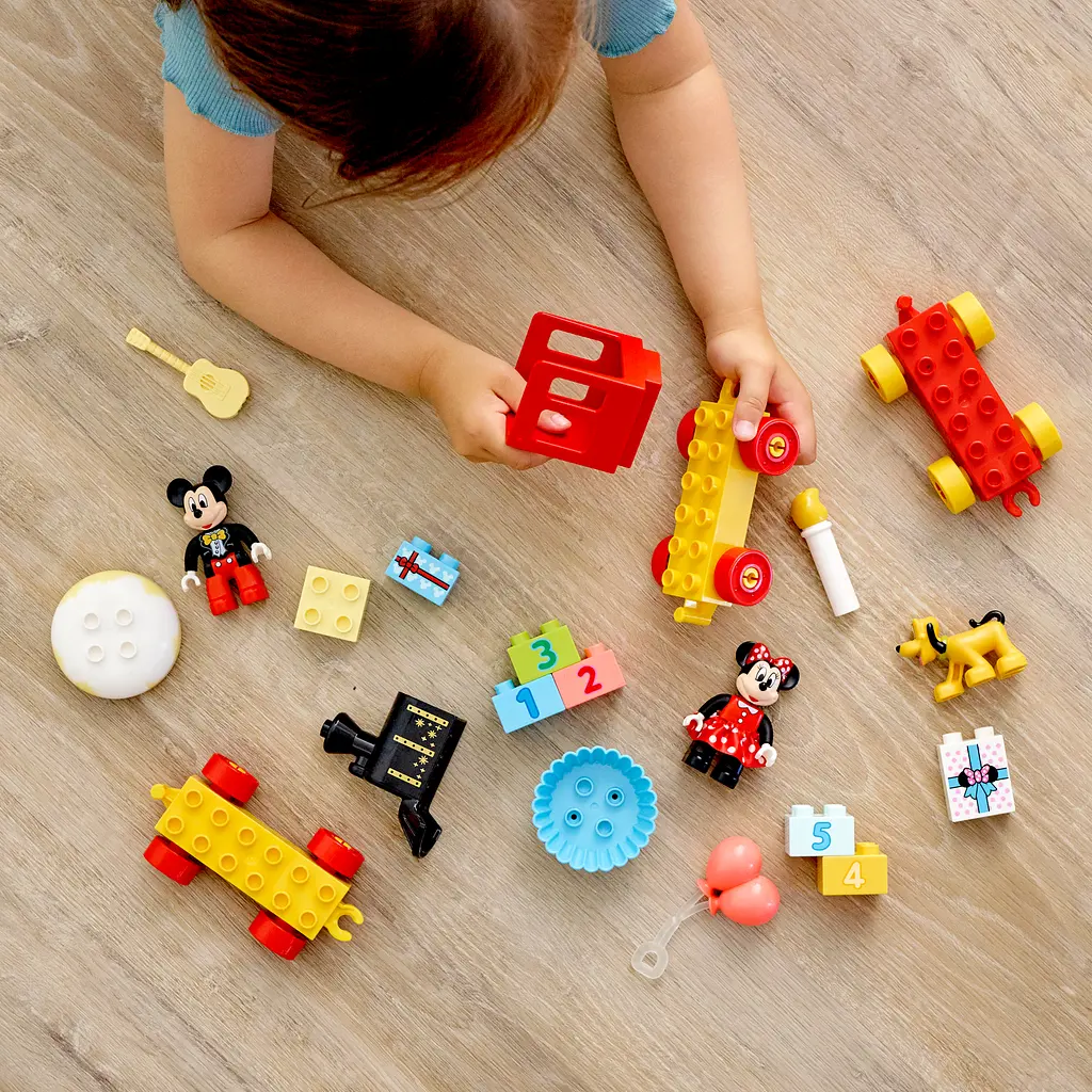 Уцінка. Конструктор LEGO DUPLO Disney Святковий потяг Міккі та Мінні 22 деталей (10941) - фото 5