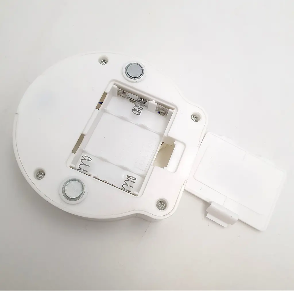 Світлодіодний LED світильник з гачком вимикач нічник на батарейках 3хAAA 3W 2COB магніт липучки 9х8,5см UKC - фото 4