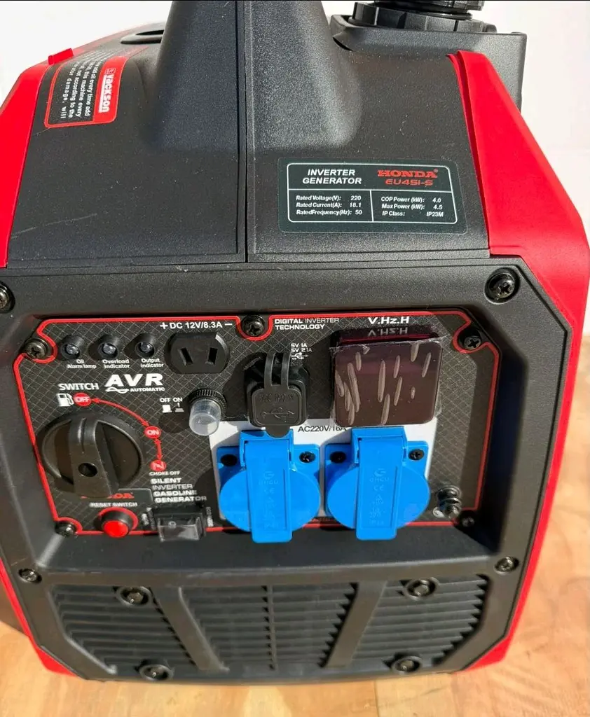 Генератор інверторний Бензиновий HONDA EU45i-S (4,0 - 4,5 кВт) з дисплеєм - фото 4