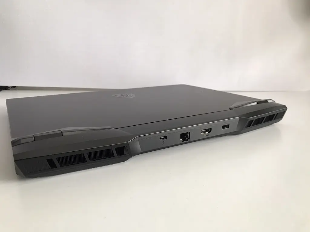 Ноутбук MSI Raider GE67 HX (i7-12800HX / 16GB / SSD 512GB / 2560x1440 OLED 240Hz) б/у - фото 13