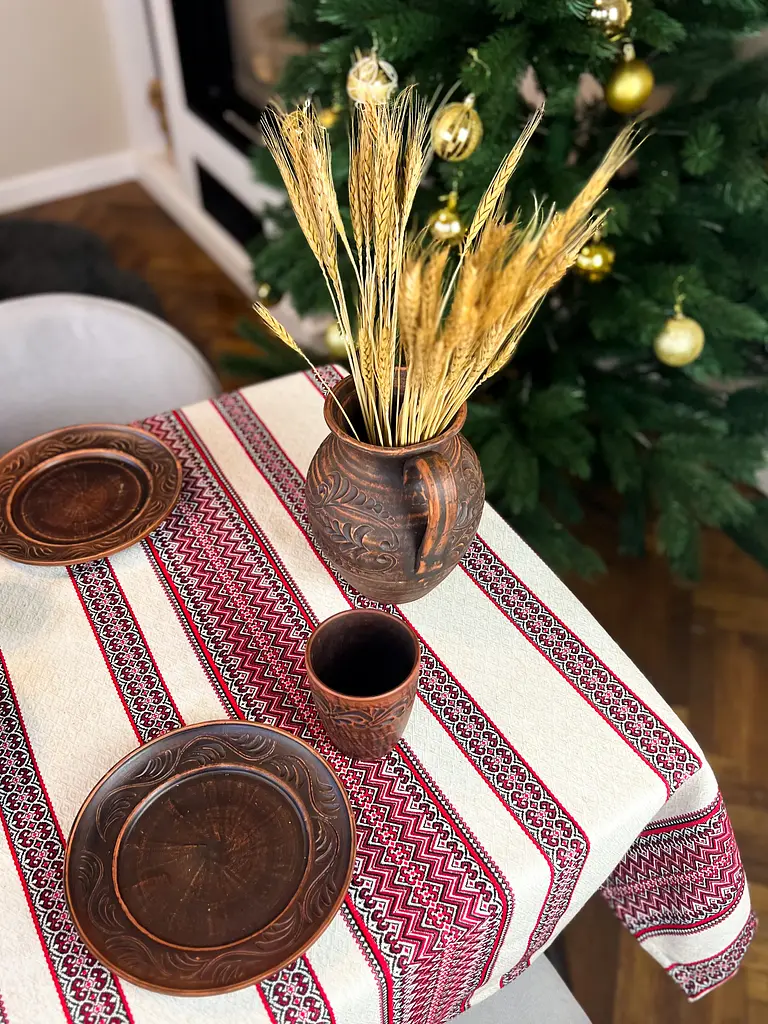 Льняная скатерть рождественская с украинским орнаментом "Рандеву красный" - 150х110 см - фото 13
