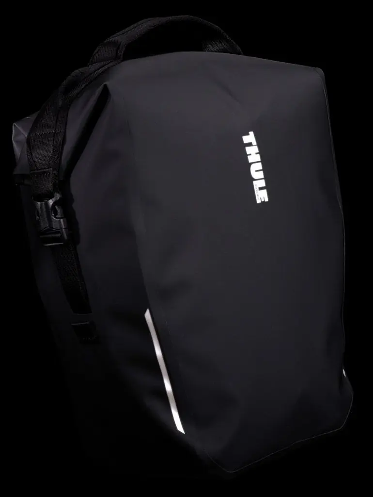 Велосипедная сумка Thule Shield Pannier 22L with InLock (Black) 3205476 (TH 3205476) - фото 7