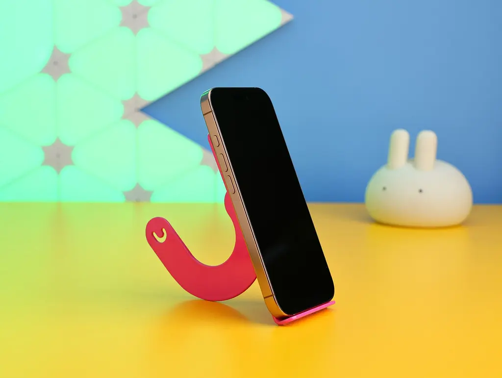 Смартфон Apple iPhone 16 Pro 128GB eSIM Desert Titanium (MYMC3) Б/У [158588] - фото 4