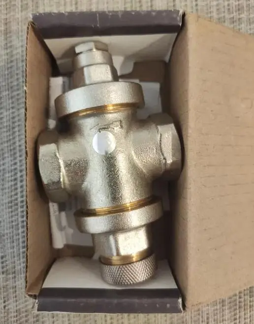 Редуктор тиску Santan 1/2" 3 бар Нікельована латунь 30412 - фото 3