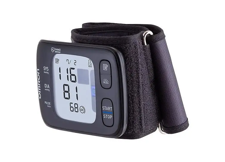 Тонометр Omron RS7 Intelli IT (HEM-6232T-E) на запястье. - фото 5